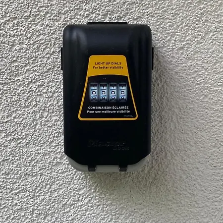 Studio Chaleureux Tout Equipe - Wifi - Parking Gratuit - Proche De La Nature *