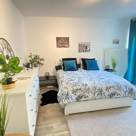 Studio Chaleureux Tout Equipe - Wifi - Parking Gratuit - Proche De La Nature *